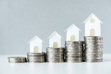 macro shot of increase in mortgage rate concept | © Image by rawpixel.com on Freepik